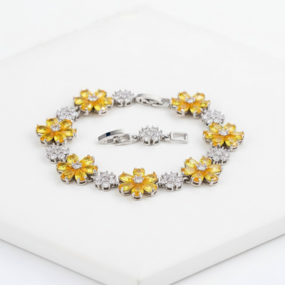 CUBIC ZIRCONIA COLLECTION - GLITZY GLAM FLOWER BRACELET - YELLOW (BR176)