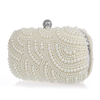 CLASSIC PEARL CLUTCH BAG -  IVORY