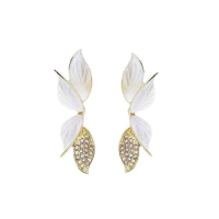 ATHENA COLLECTION - CHIC DROP EARRINGS -WHITE -CZER895