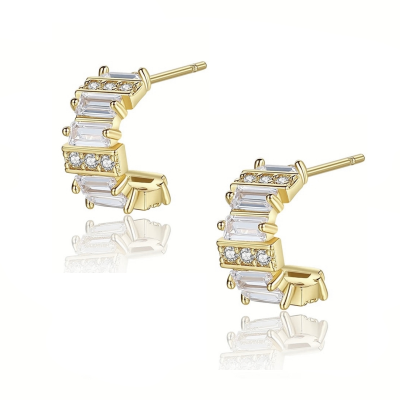 CUBIC ZIRCONIA COLLECTION - GLEAMING GOLD EARRINGS - CZER775 GOLD 