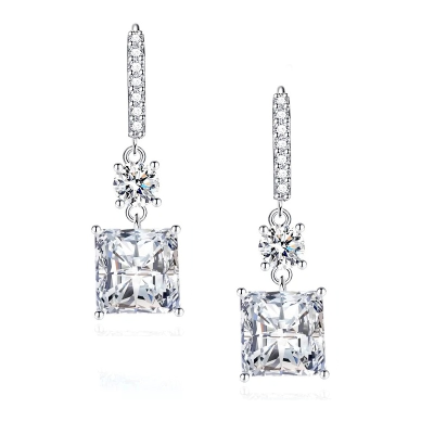 CUBIC ZIRCONIA COLLECTION - GLITZY GEM EARRINGS 925 STERLING SILVER - CZER676 SILVER