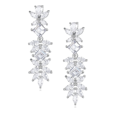 CUBIC ZIRCONIA COLLECTION - SIMULATED DIAMOND DROP EARRINGS - CZER532 SILVER 