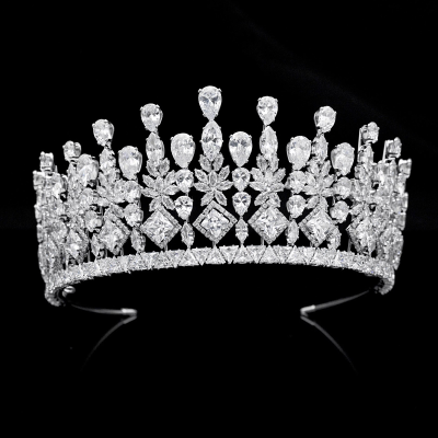 CUBIC ZIRCONIA COLLECTION - DAZZLING STATEMENT TIARA - AHB110