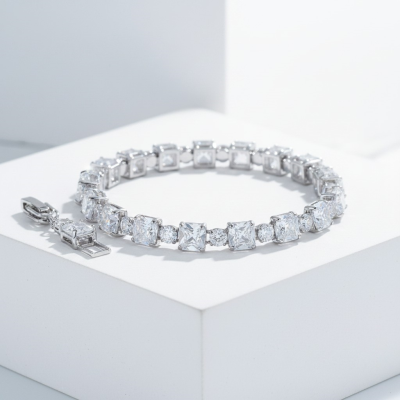 CUBIC ZIRCONIA COLLECTION - HOLLYWOOD CHIC BRACELET - CZBR175 SILVER 