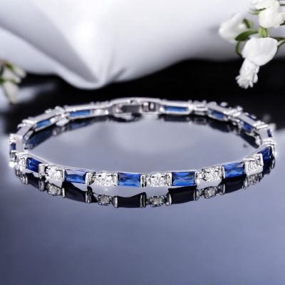 CUBIC ZIRCONIA COLLECTION - DAINTY DAZZLE BRACELET - BR178 BLUE 