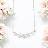 CUBIC ZIRCONIA COLLECTION - VINTAGE INSPIRED FLOWER NECKLACE - CZNK267