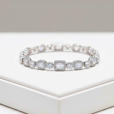 CUBIC ZIRCONIA COLLECTION - STATEMENT CRYSTAL BRACELET - BR174 SILVER