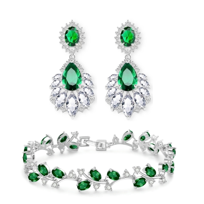 CUBIC ZIRCONIA COLLECTION - SIMPLY SPARKLE BRACELET SET - EMERALD GREEN