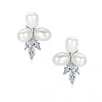 CUBIC ZIRCONIA COLLECTION - DAINTY FRESHWATER PEARL EARRINGS - CZER611