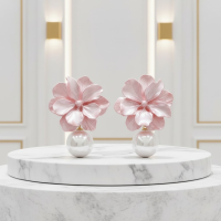 CUBIC ZIRCONIA COLLECTION - CHIC FLOWER PEARL EARRINGS - CZER960 pink