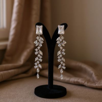 CUBIC ZIRCONIA COLLECTION - CRYSTAL DAZZLING DROP EARRINGS - CZER923 SILVER 