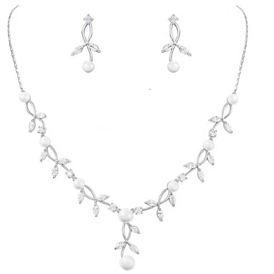 CUBIC ZIRCONIA COLLECTION - LUSH PEARL NECKLACE SET - CZNK171 SILVER