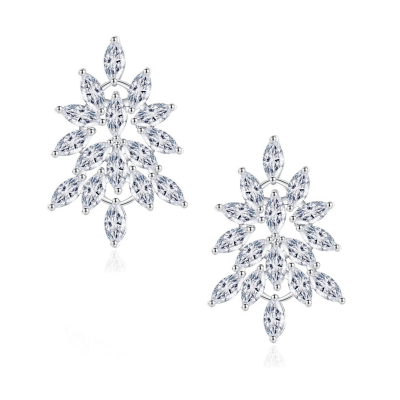 CUBIC ZIRCONIA COLLECTION - GLITZY CRYSTAL EARRINGS - CZER774 SILVER 