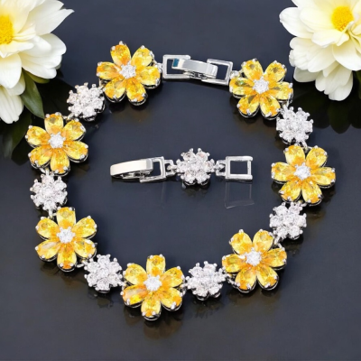 CUBIC ZIRCONIA COLLECTION - GLITZY GLAM FLOWER BRACELET - YELLOW (BR176)